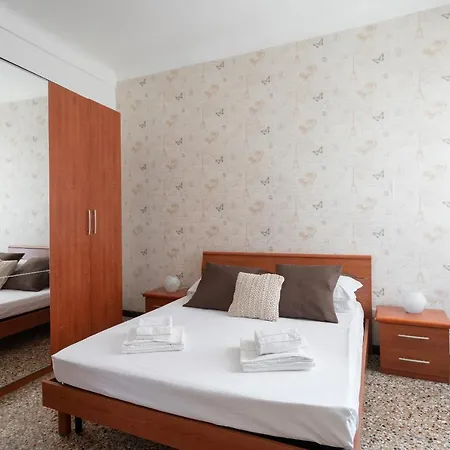 San Polo Canal View Apartments By Wonderful Italy Venedig Exterior foto
